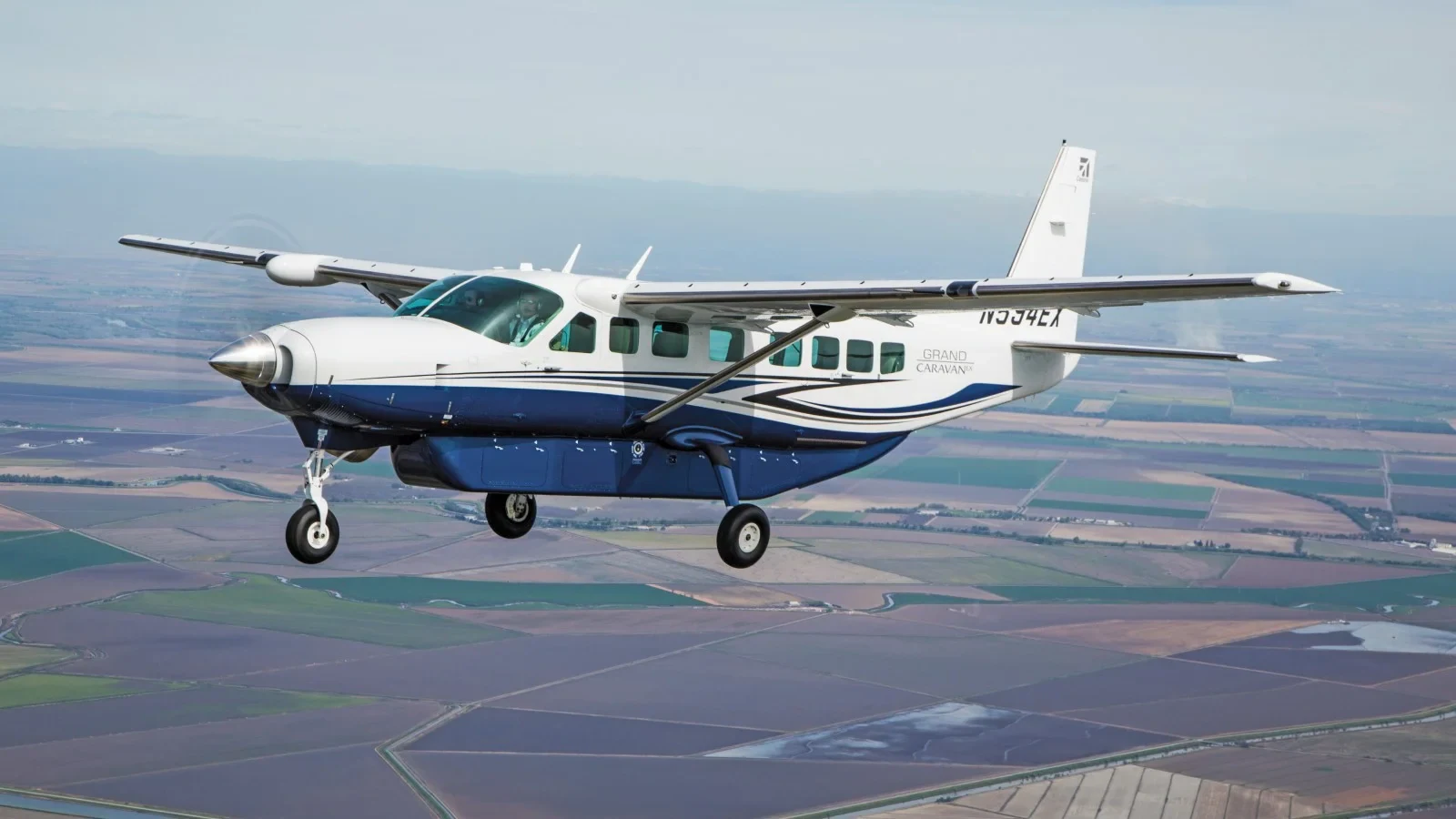 Cessna 208B Grand Caravan exterior