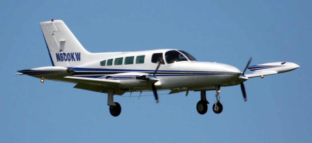 Cessna 402 exterior