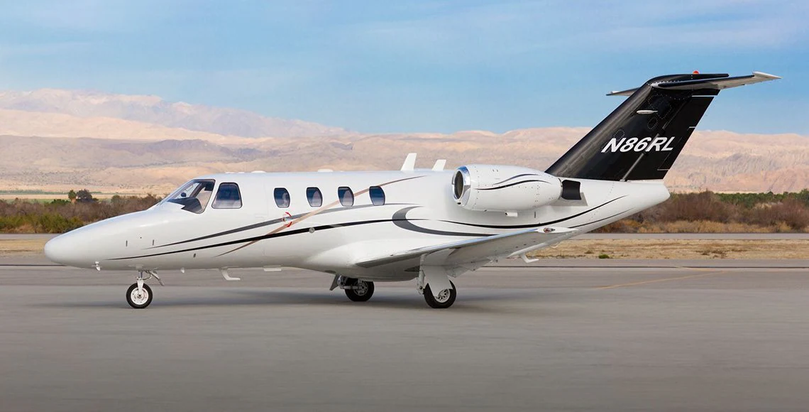 Citation CJ exterior