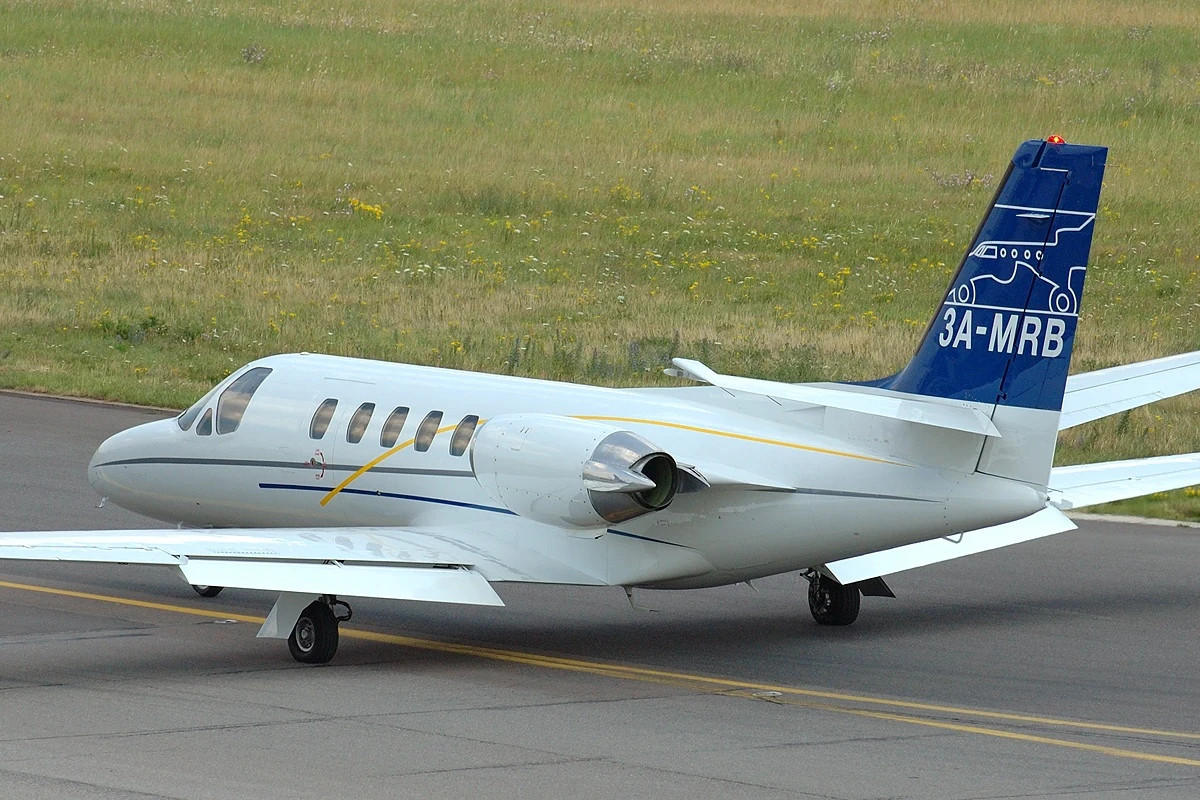 Citation II/SP exterior