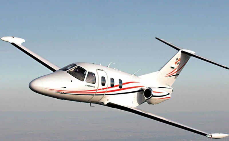 Eclipse 500 exterior