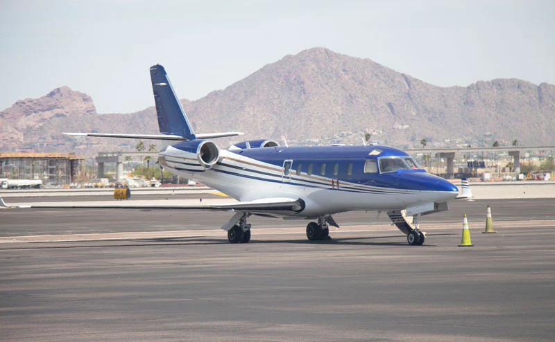 Gulfstream G100 exterior