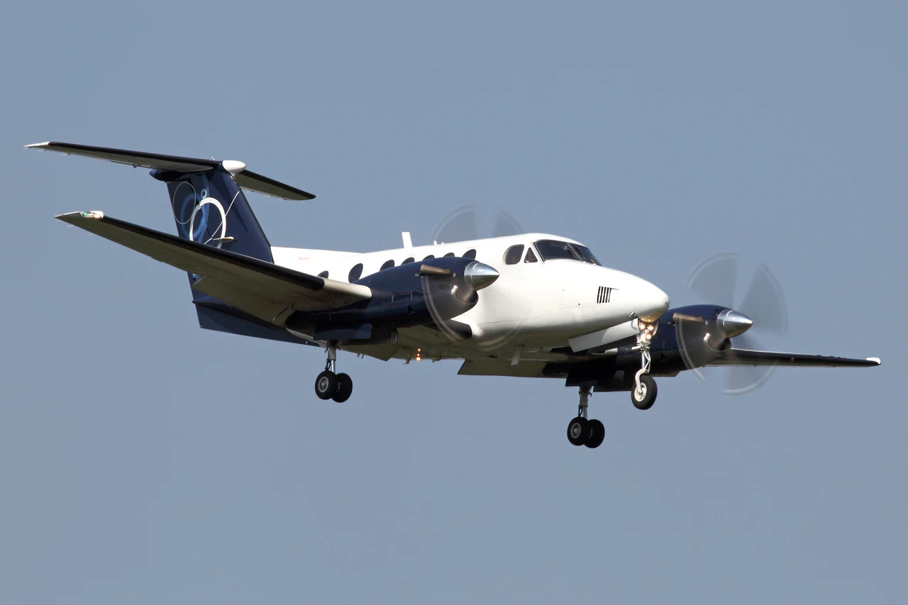 King Air B200 exterior