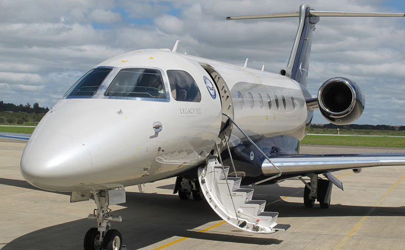 Legacy 500 exterior