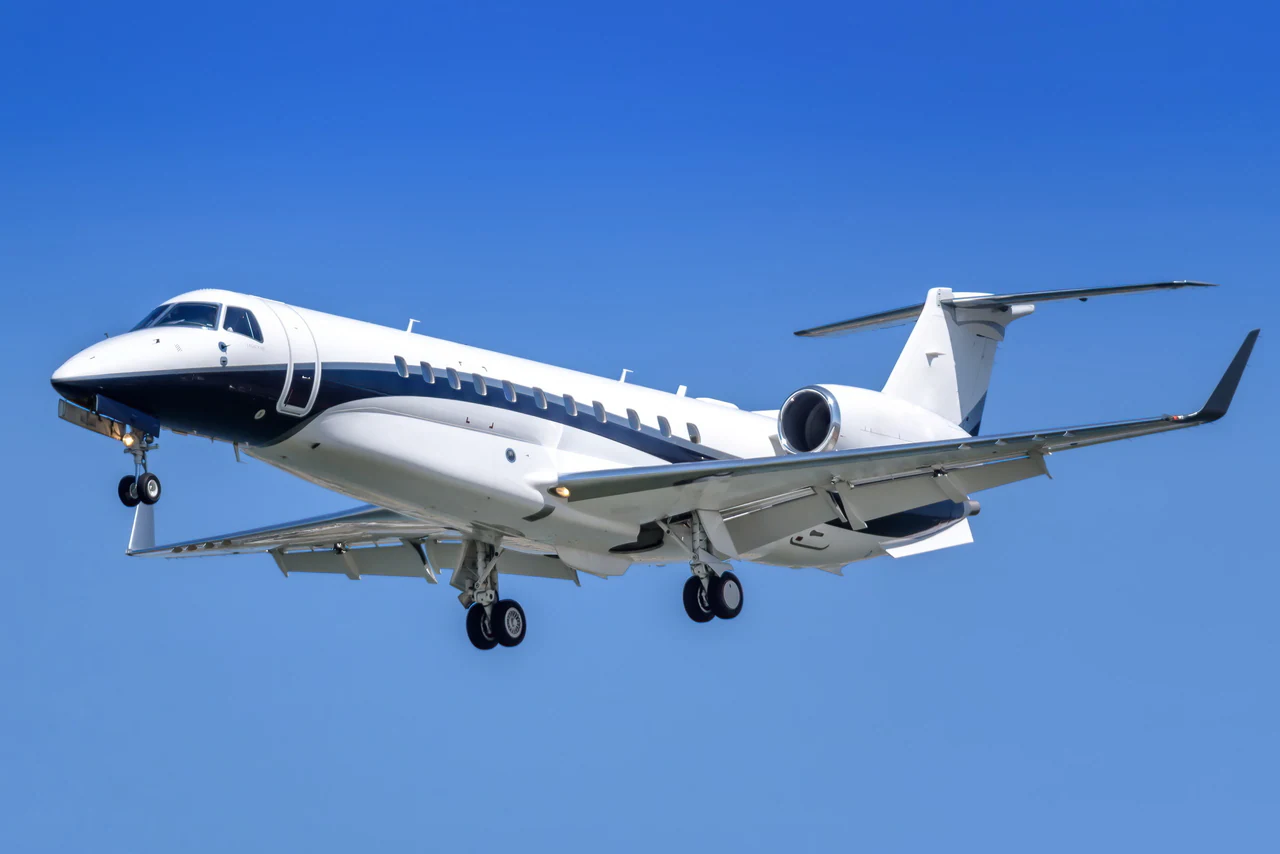 Legacy 650 exterior
